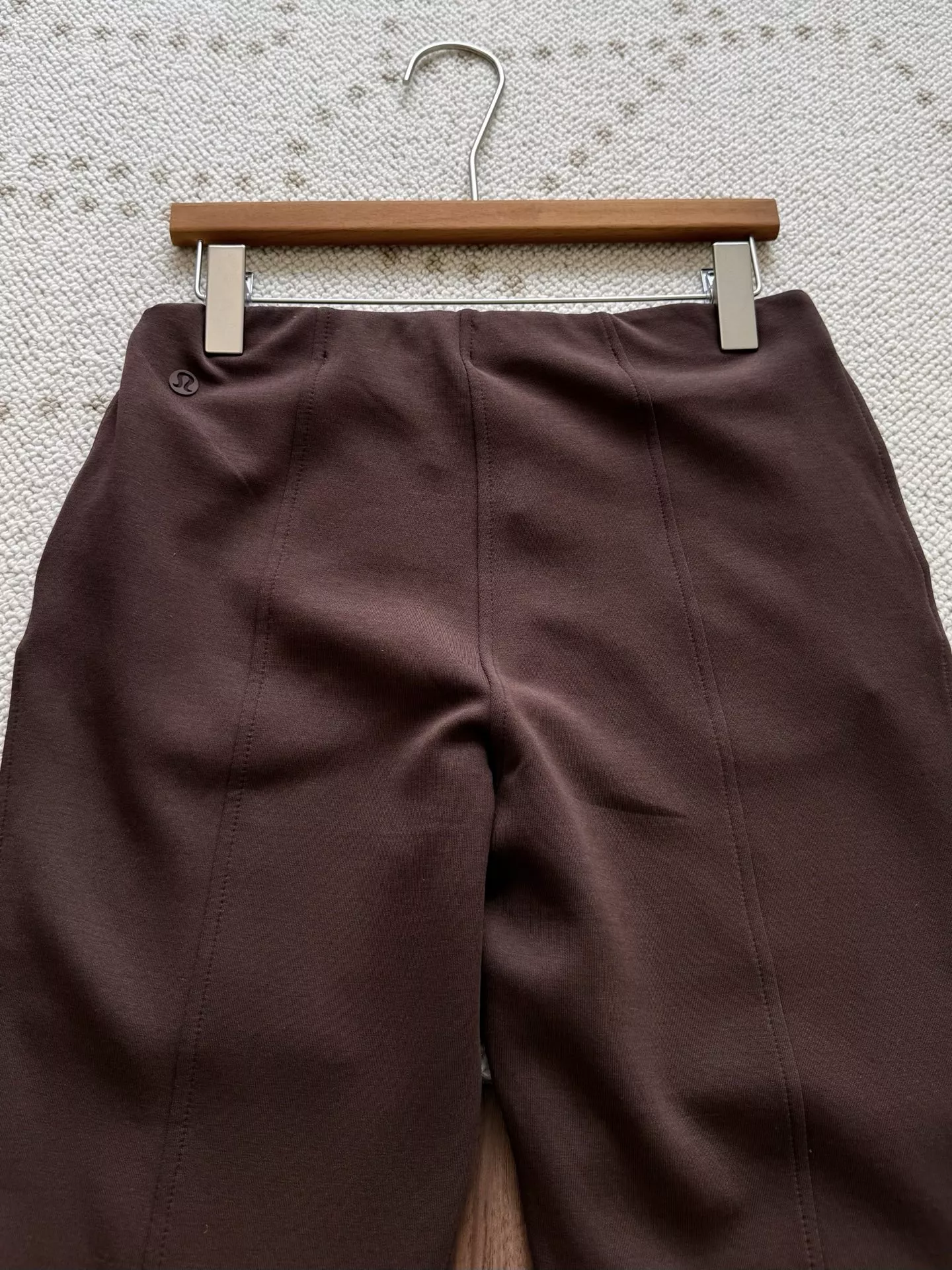 룰루레몬 부드러운 터치감의 부츠컷 팬츠 상세 이미지 26