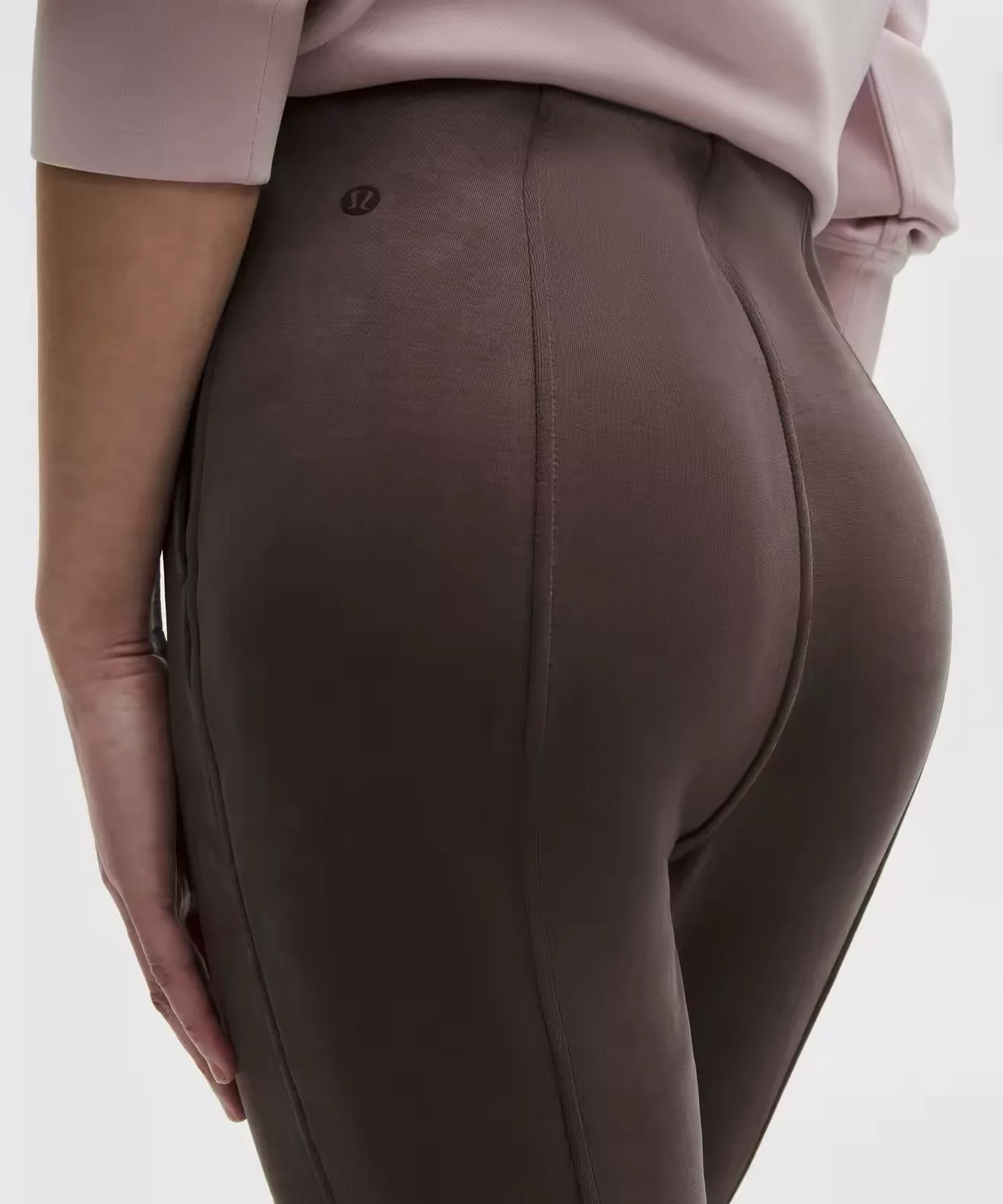 룰루레몬 부드러운 터치감의 부츠컷 팬츠 상세 이미지 57
