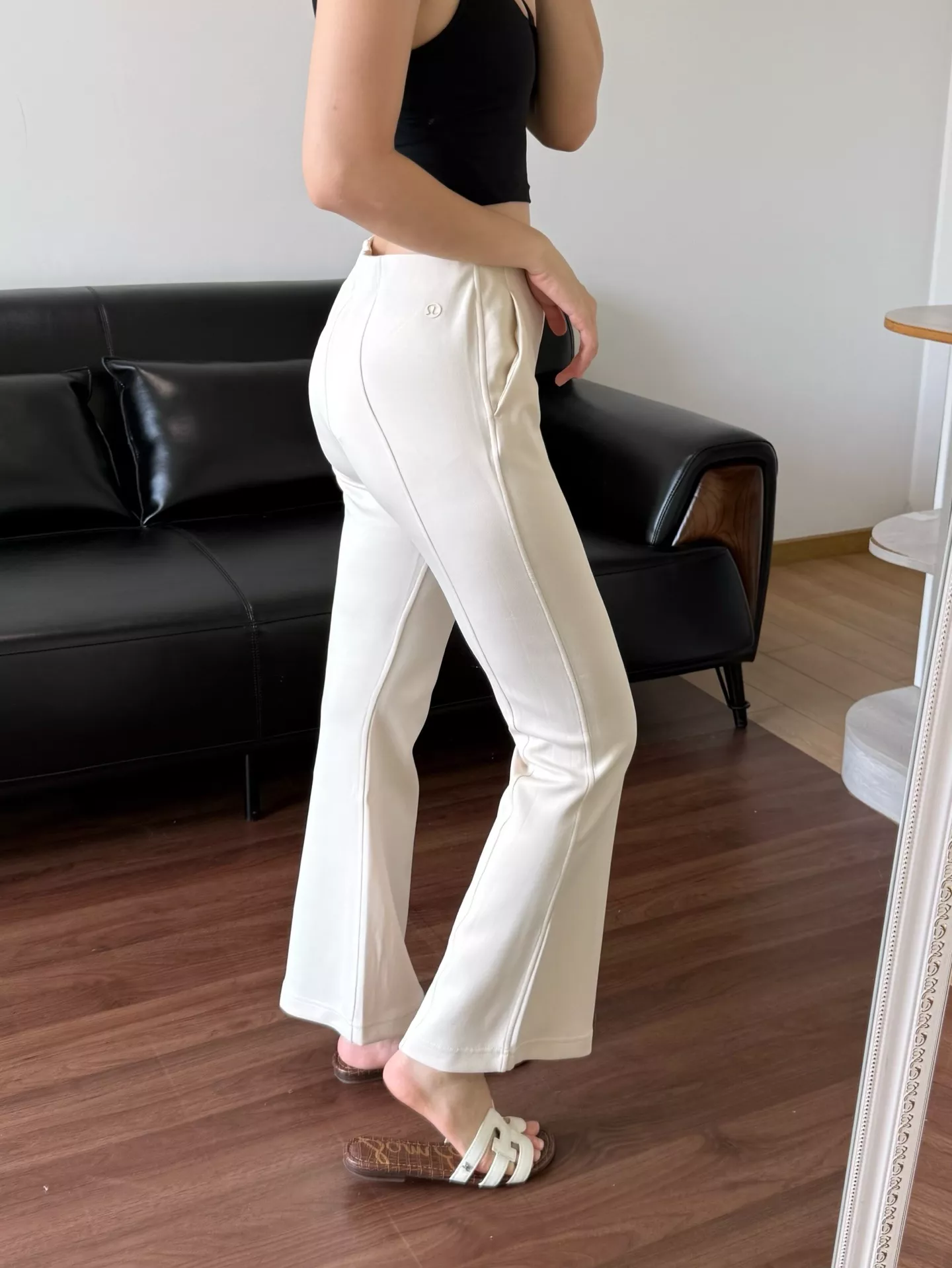 룰루레몬 부드러운 터치감의 부츠컷 팬츠 상세 이미지 40