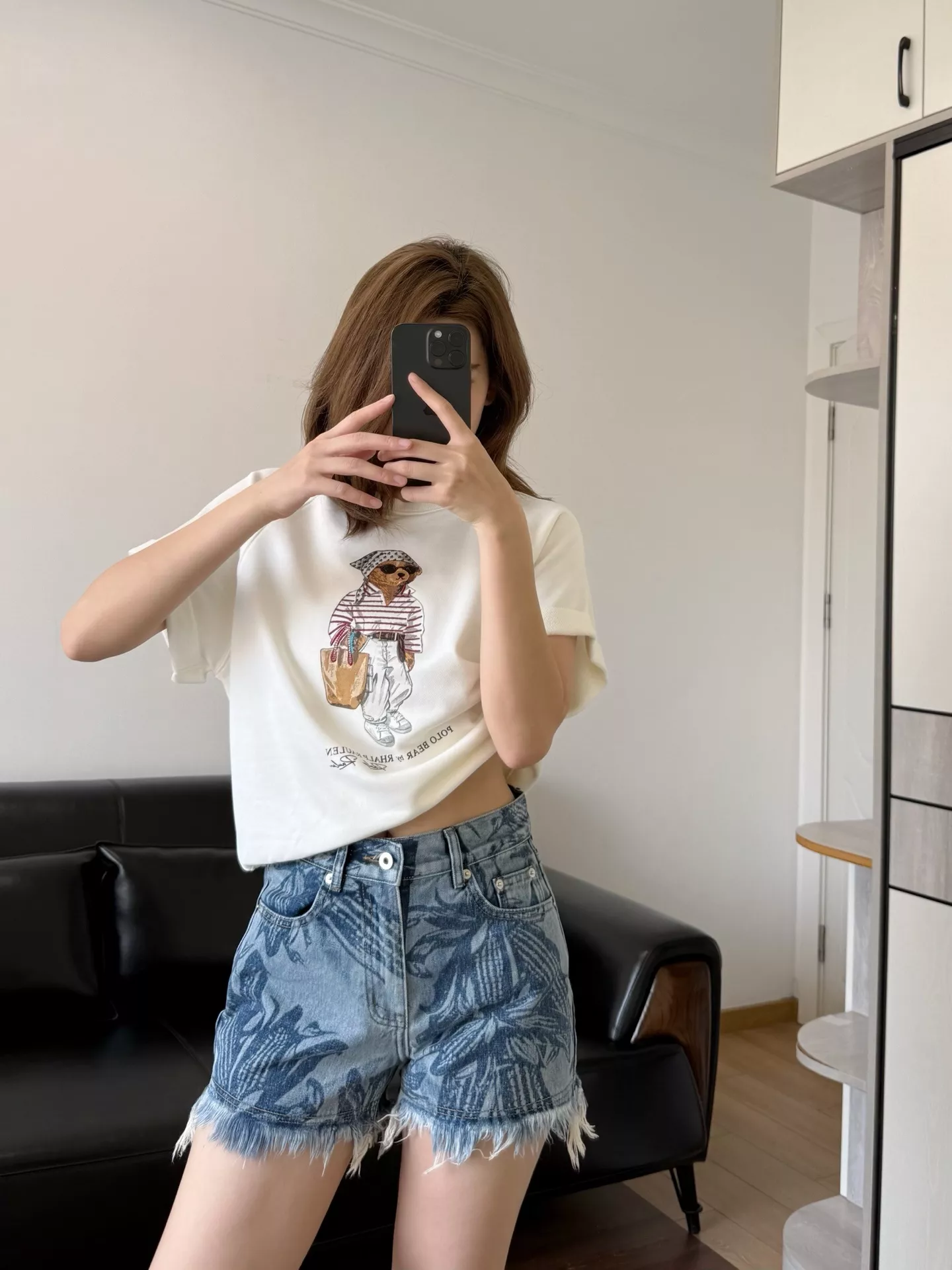 로에베 플라워 프린팅 워싱 데님 쇼츠 상세 이미지 29