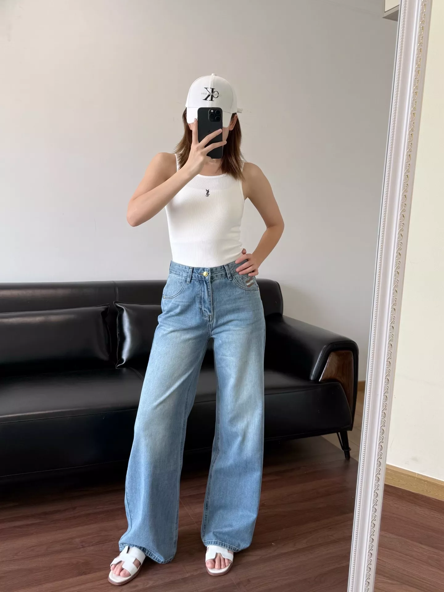 셀린느 일자 핏 워싱 청바지 상세 이미지 41