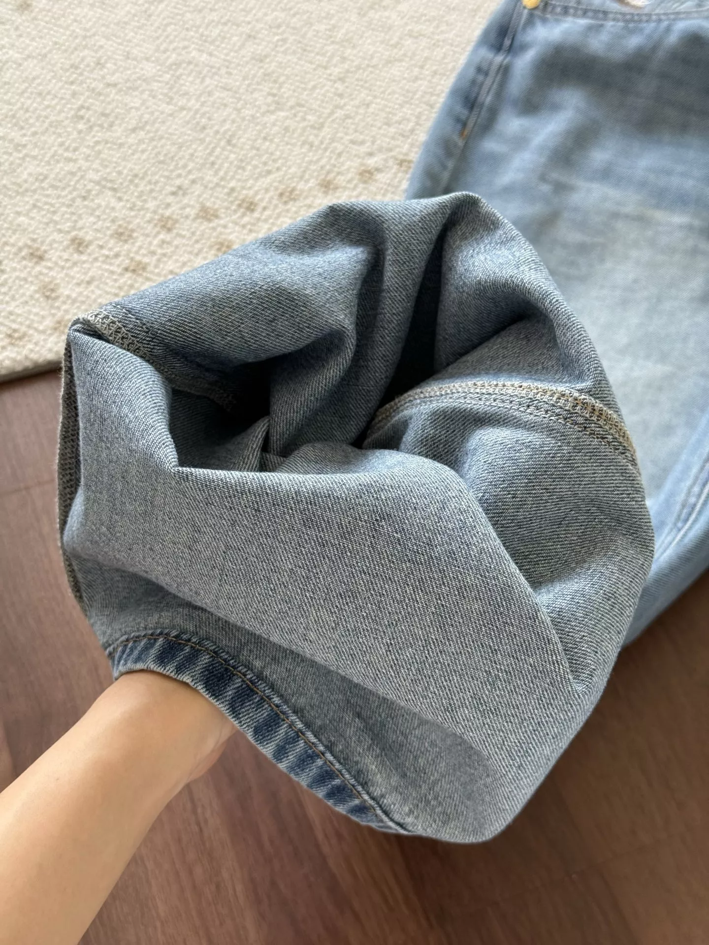 셀린느 일자 핏 워싱 청바지 상세 이미지 15