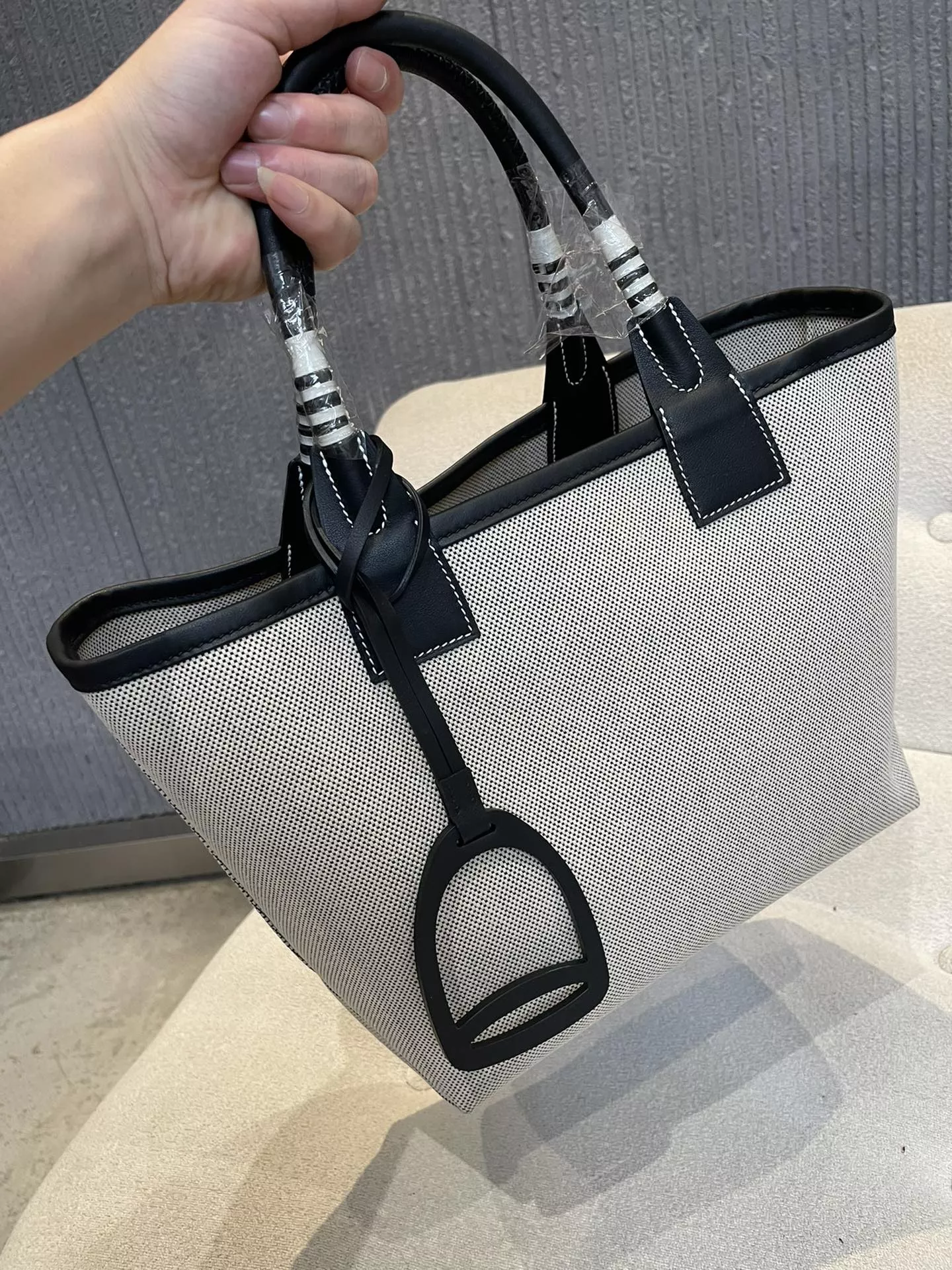 에르메스 스티플 캔버스 핸드백 상세 이미지 6