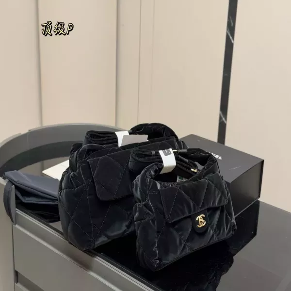 샤넬 코코네쥬 24N 퀼팅 백