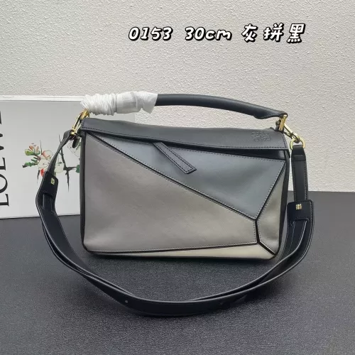 로에베 퍼즐 스타일 배색 스트랩 백