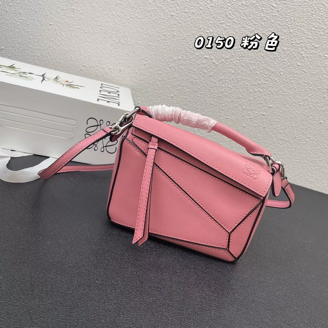 로에베 퍼즐 스타일 미니 숄더백 상세 이미지 2