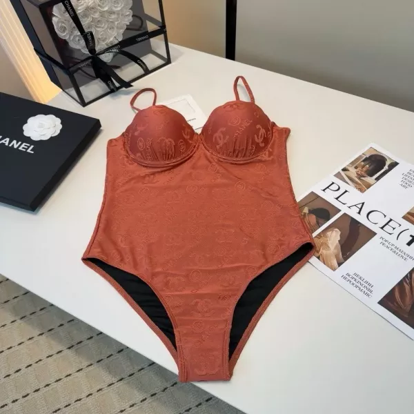 샤넬 슬림핏 모노그램 스윔웨어
