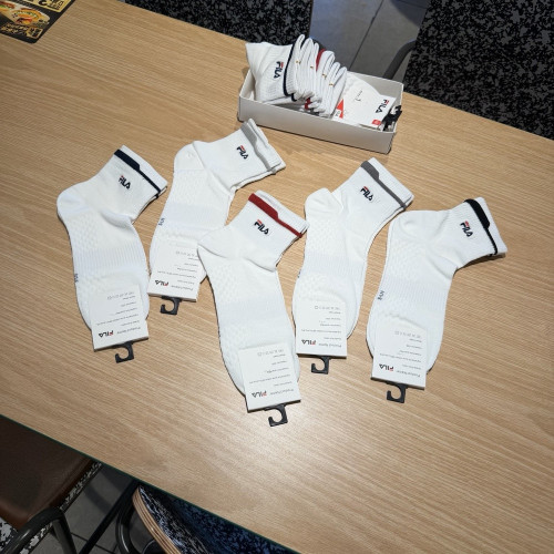 휠라 로고 자수 코튼 중목 삭스
