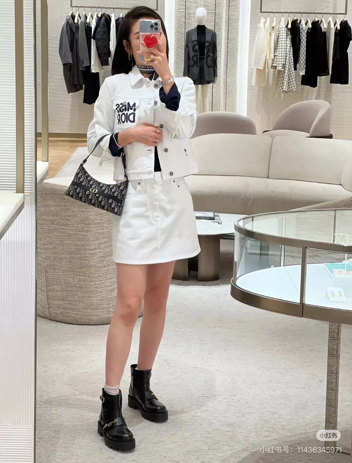 디올 미스 카로 올오버 패턴 겨드랑이 가방 상세 이미지 14