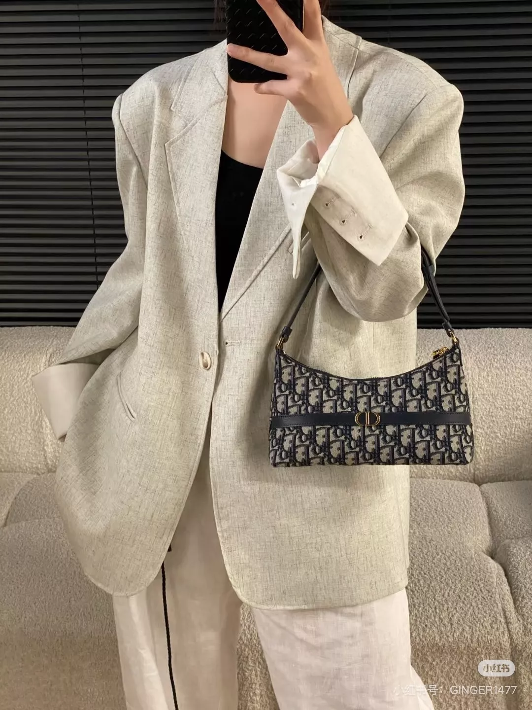 디올 미스 카로 올오버 패턴 겨드랑이 가방 상세 이미지 21