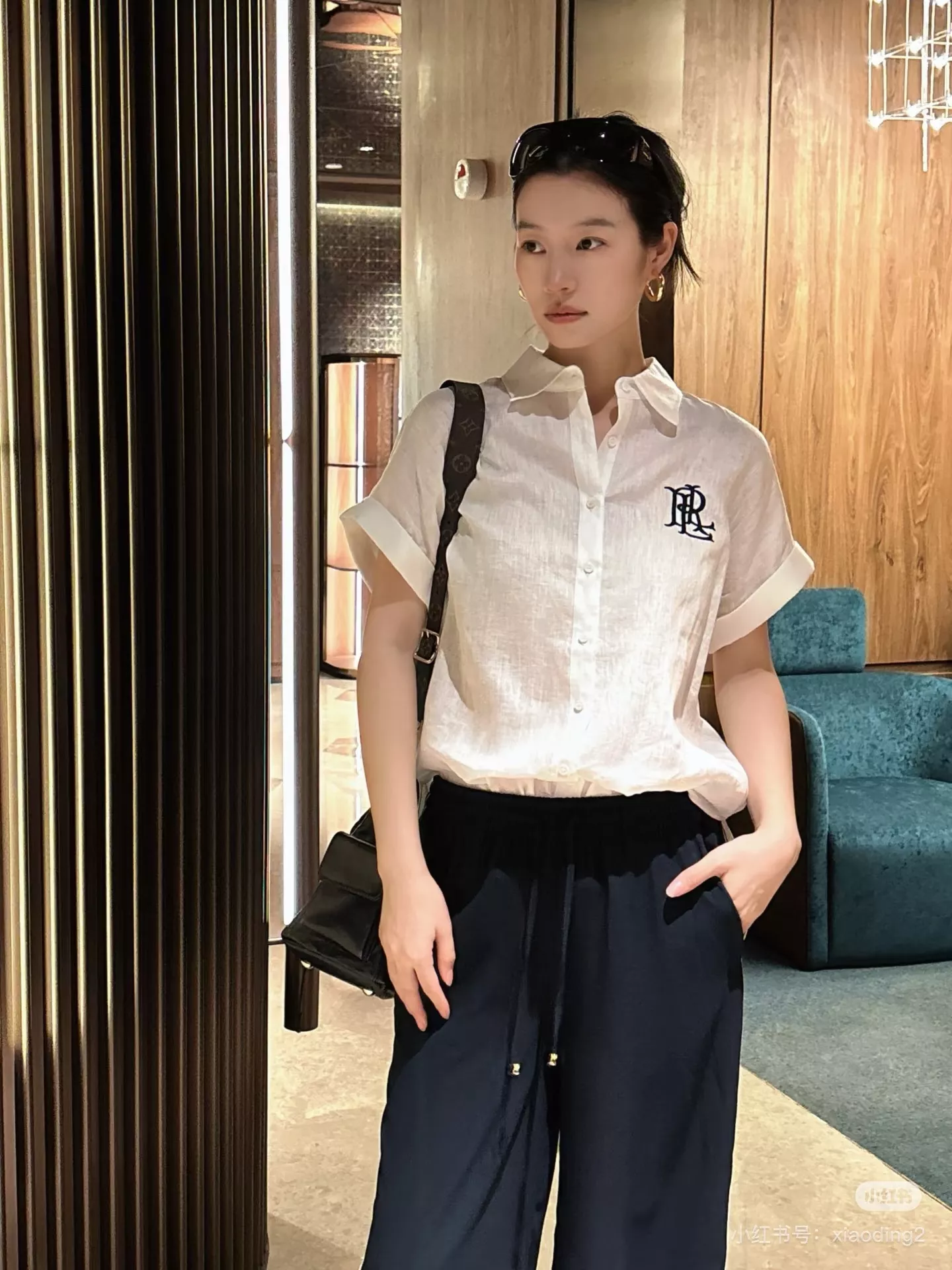 랄프로렌 클래식 루즈핏 린넨 반팔 셔츠 상세 이미지 35