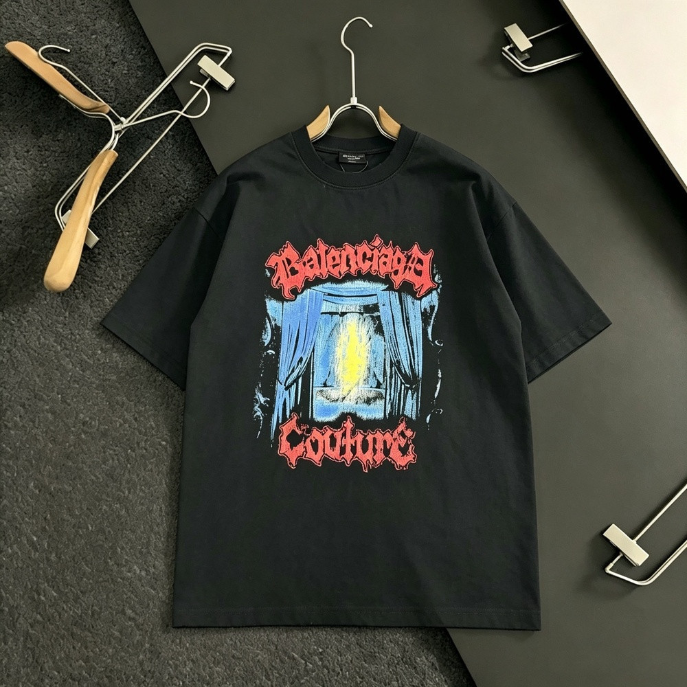 발렌시아가 고딕 레터링 그래피티 반팔 상의
