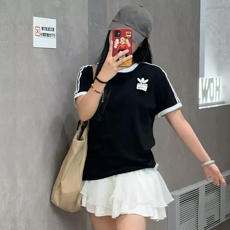 아디다스 삼선 포인트 라운드 반팔 상의 상세 이미지 10