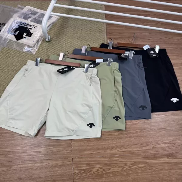 데상트 남성 아웃도어 퍼포먼스 반바지