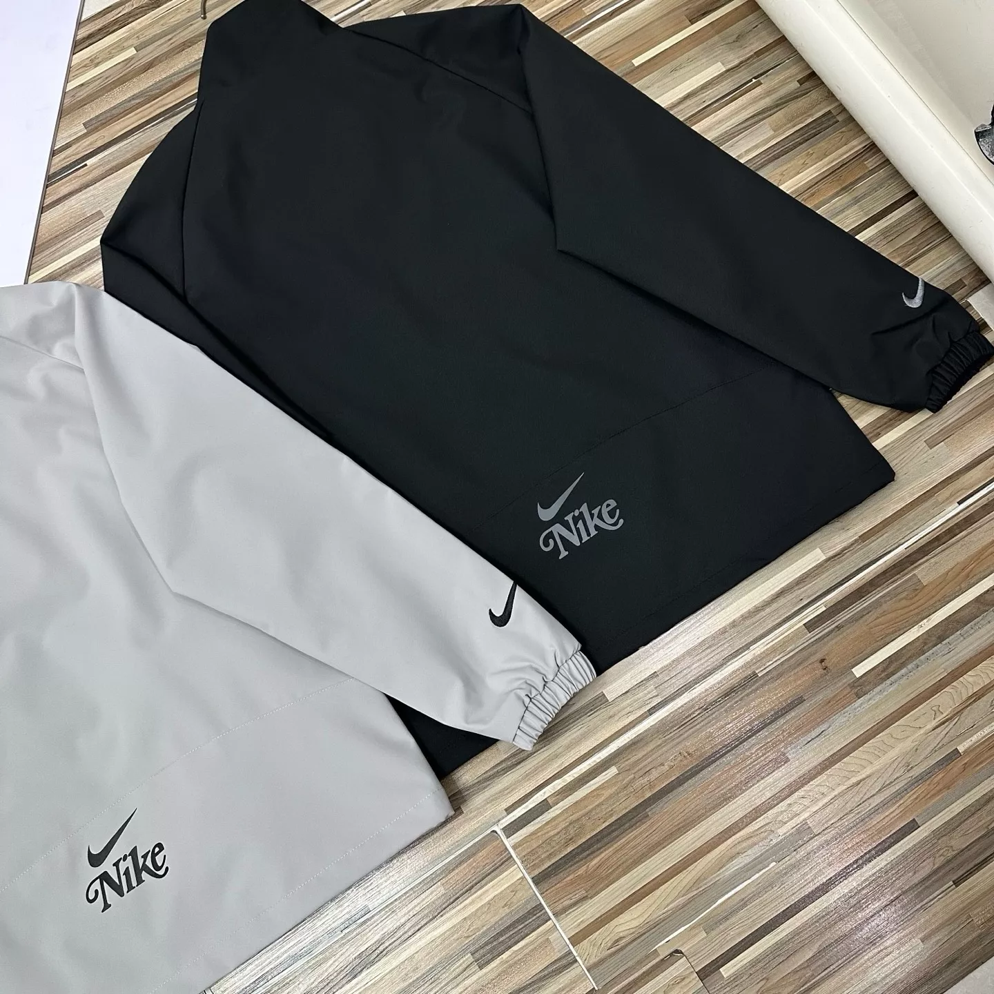 나이키 스탠드 칼라 바람막이 아우터 상세 이미지 3