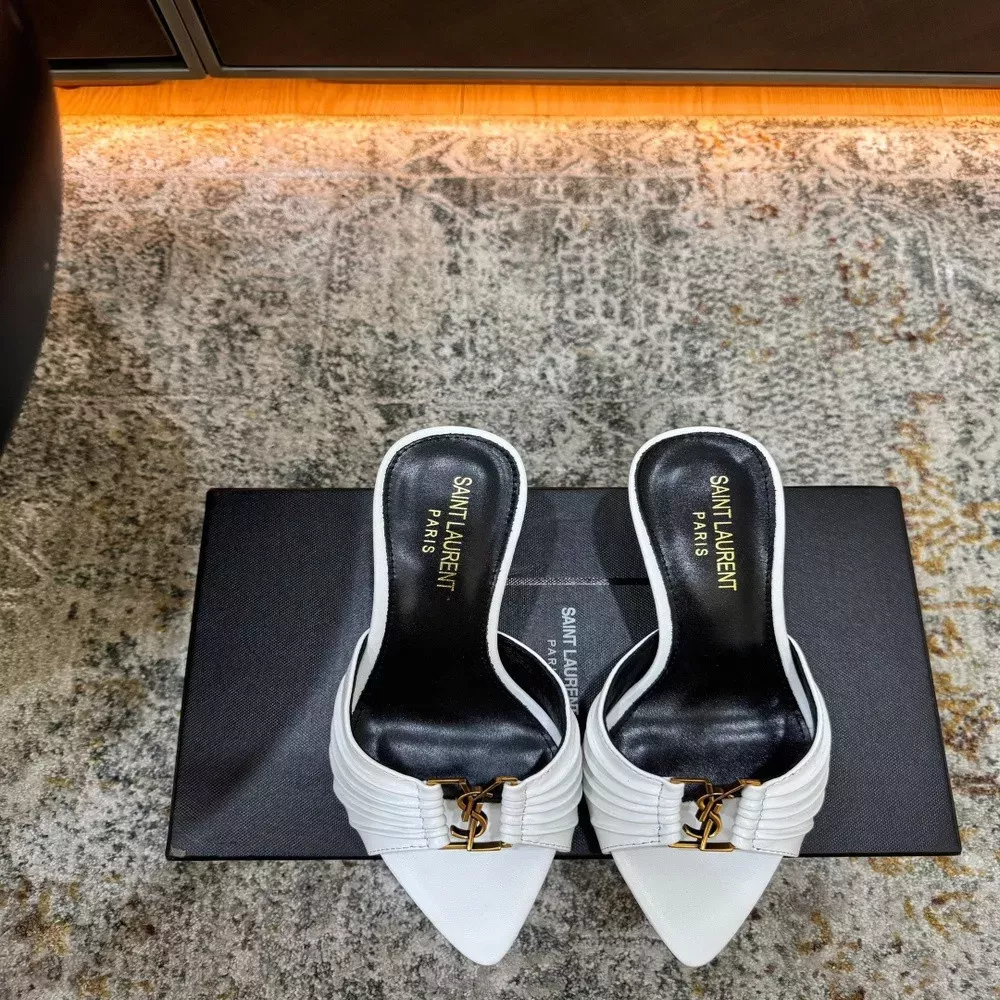 입생로랑 에나멜 포인트 힐 뮬
