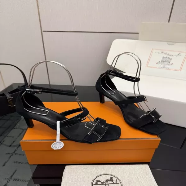 에르메스 켈리 버클 포인트 샌들