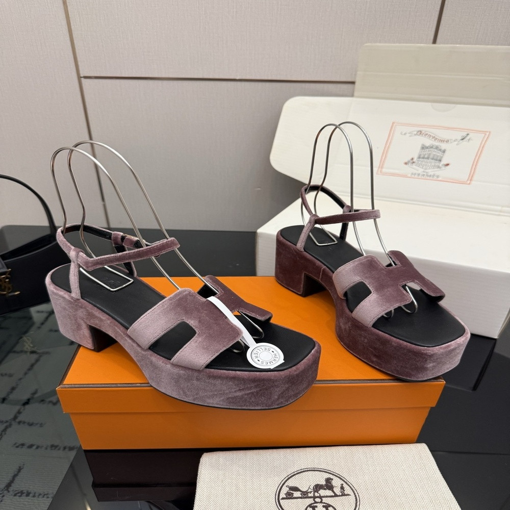 에르메스 산토리니 배색 스트랩 슈즈