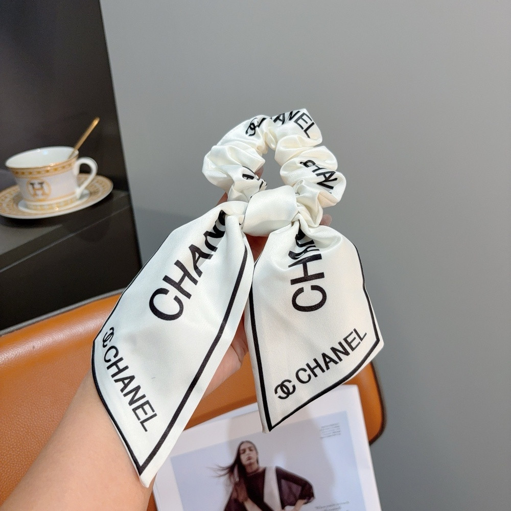 샤넬 더블씨 리본 포인트 머리끈