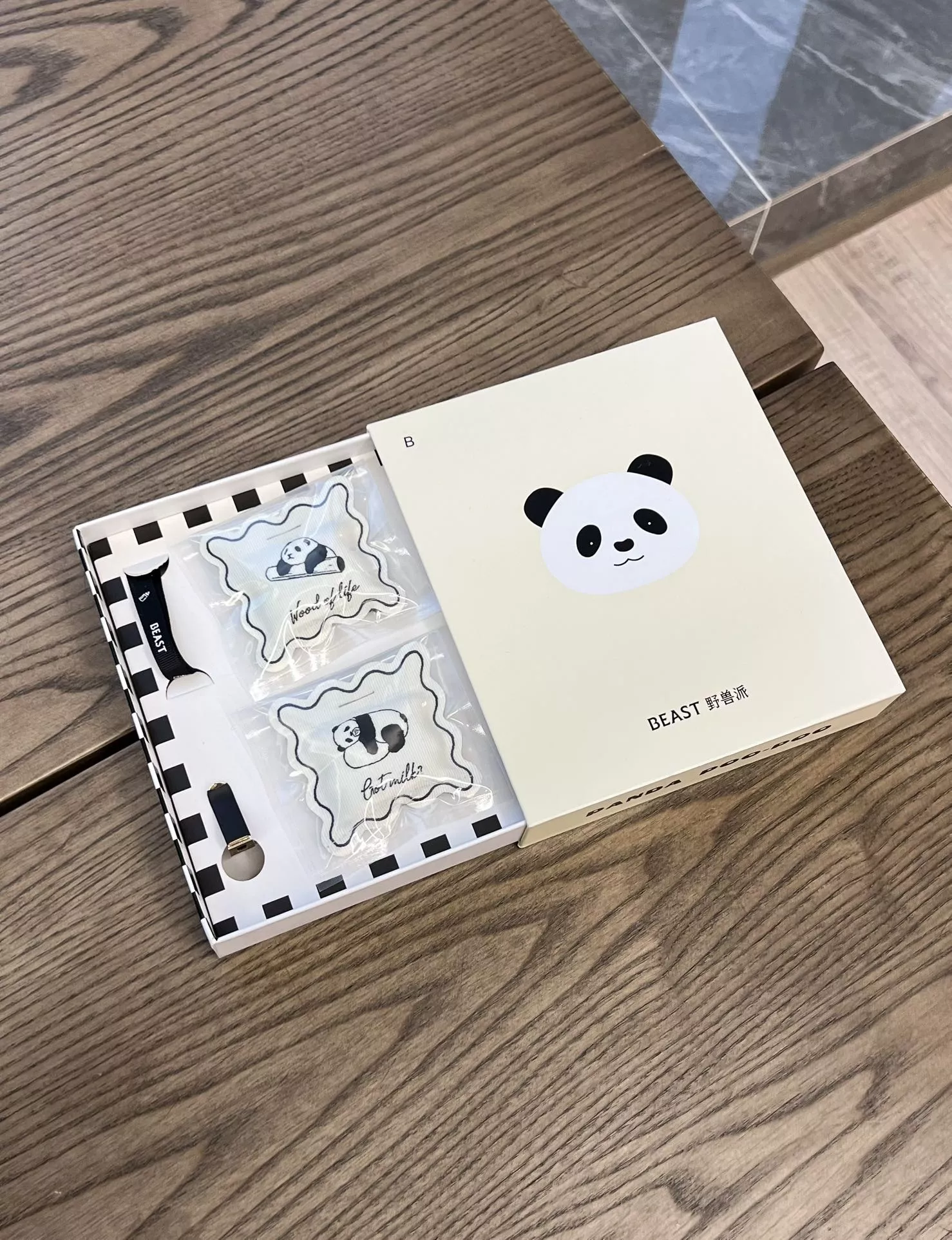 비스트 판다 모티브 멀티 향기 패키지 상세 이미지 19