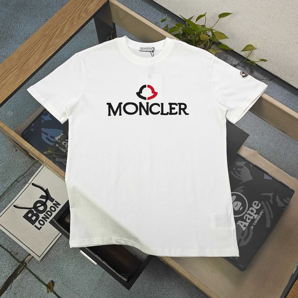 몽클레어 자수 로고 포인트 커플 반팔 탑
