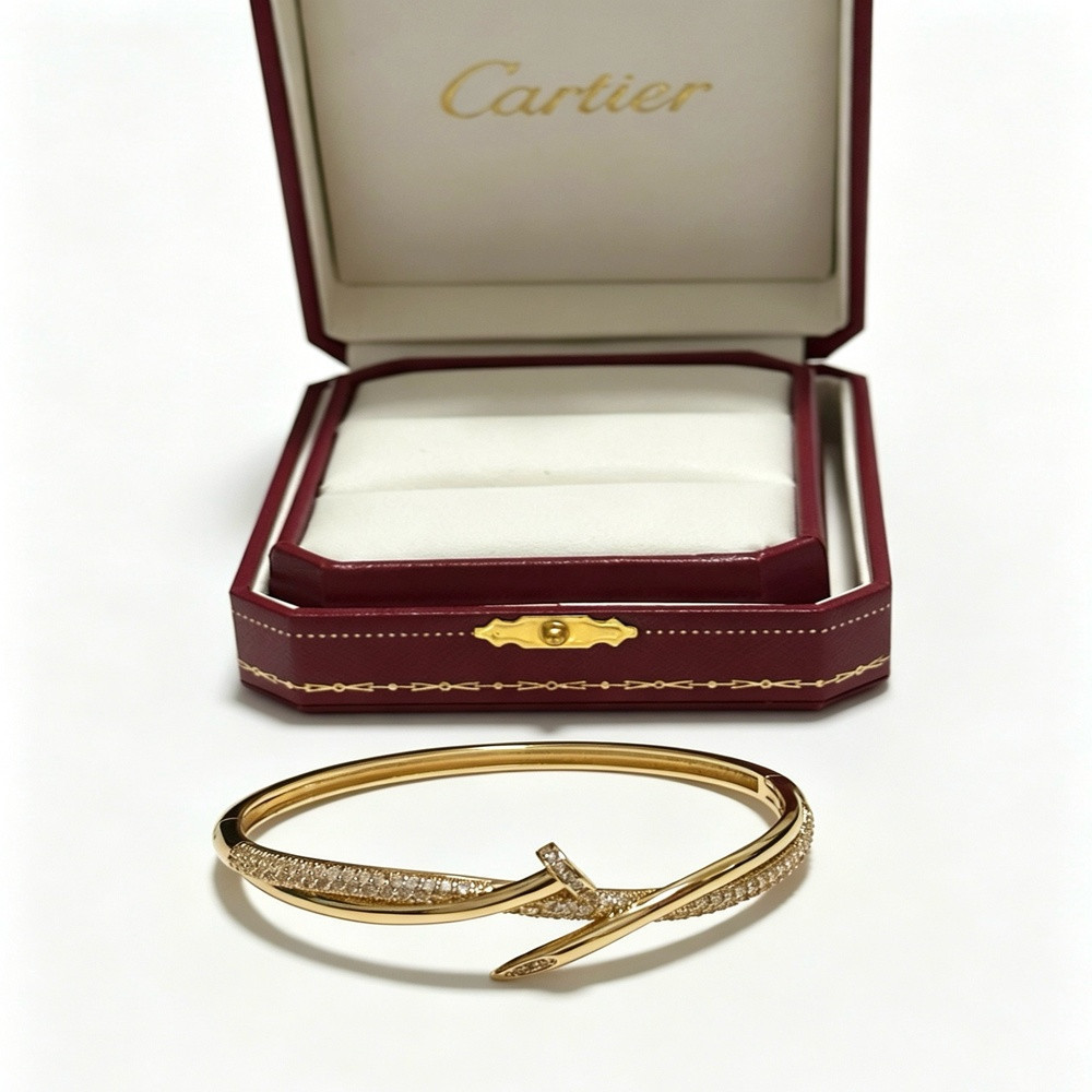 까르띠에 클래식 링 모티브 뱅글
