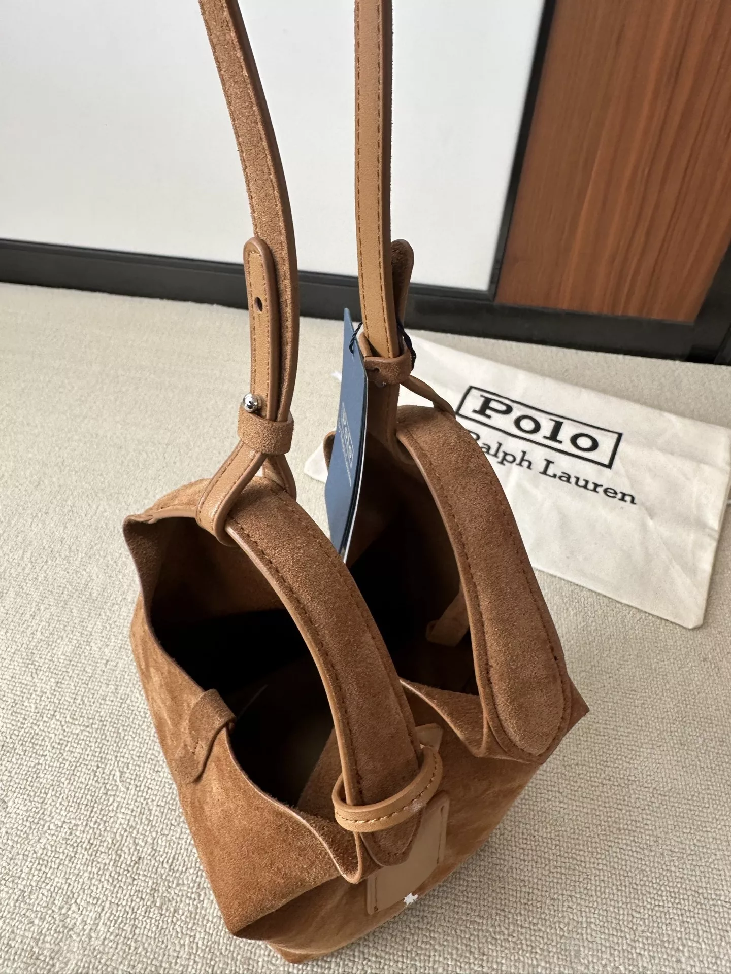 랄프로렌 스웨이드 미니 바스켓백 상세 이미지 35