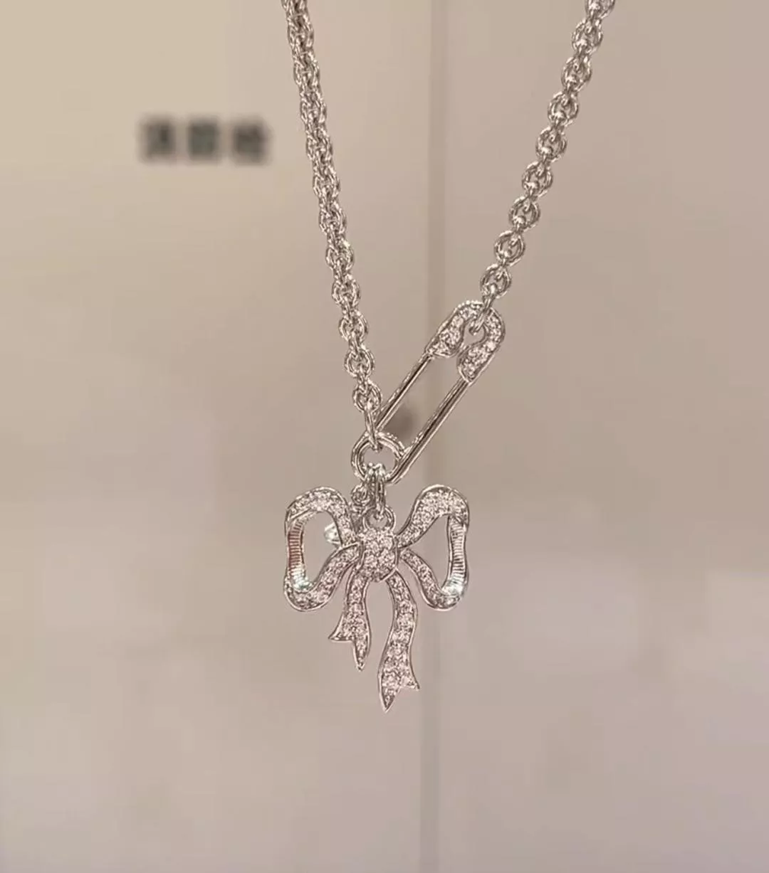 비비안웨스트우드 오브 장식 체인 주얼리 상세 이미지 5