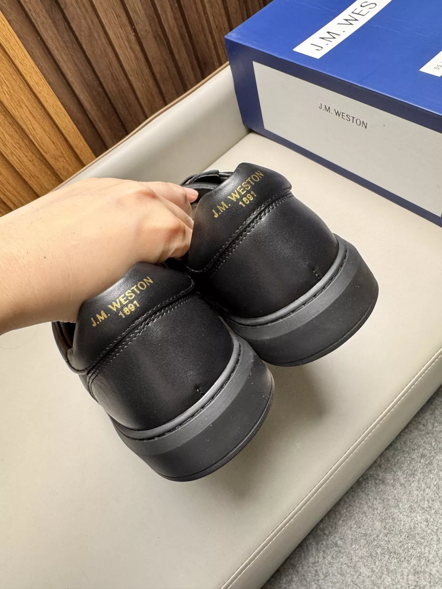 제이엠웨스턴 클래식 러닝 스타일 캐주얼 슈즈 상세 이미지 5