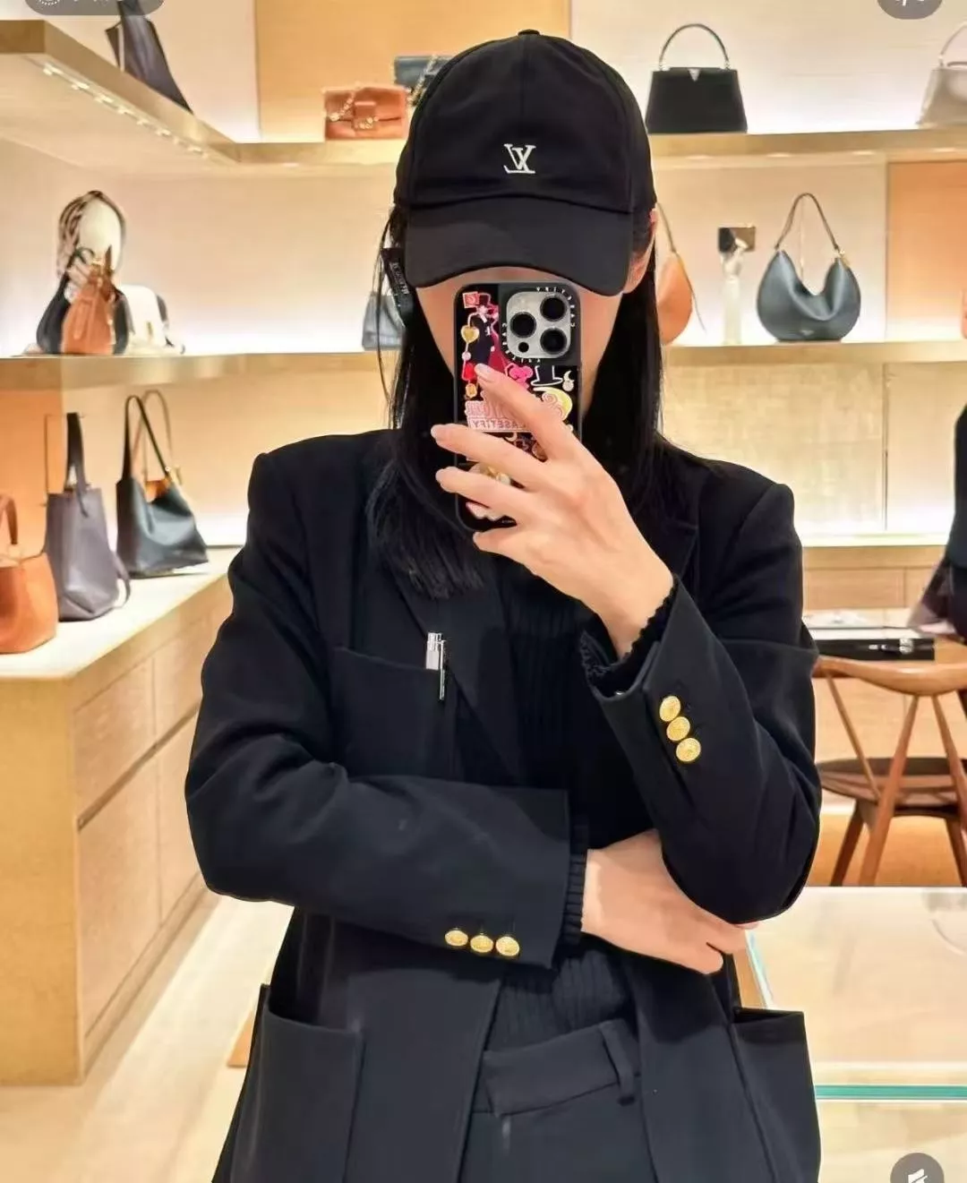 루이비통 자수 로고 캐주얼 캡 상세 이미지 2
