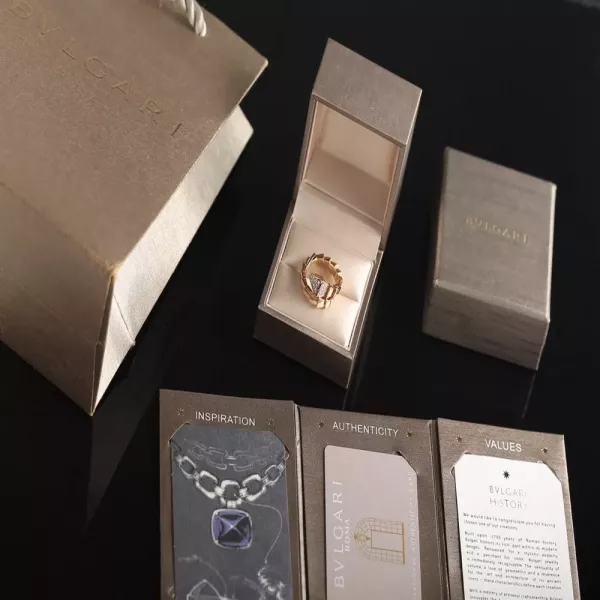 불가리 세르펜티 바이퍼 링