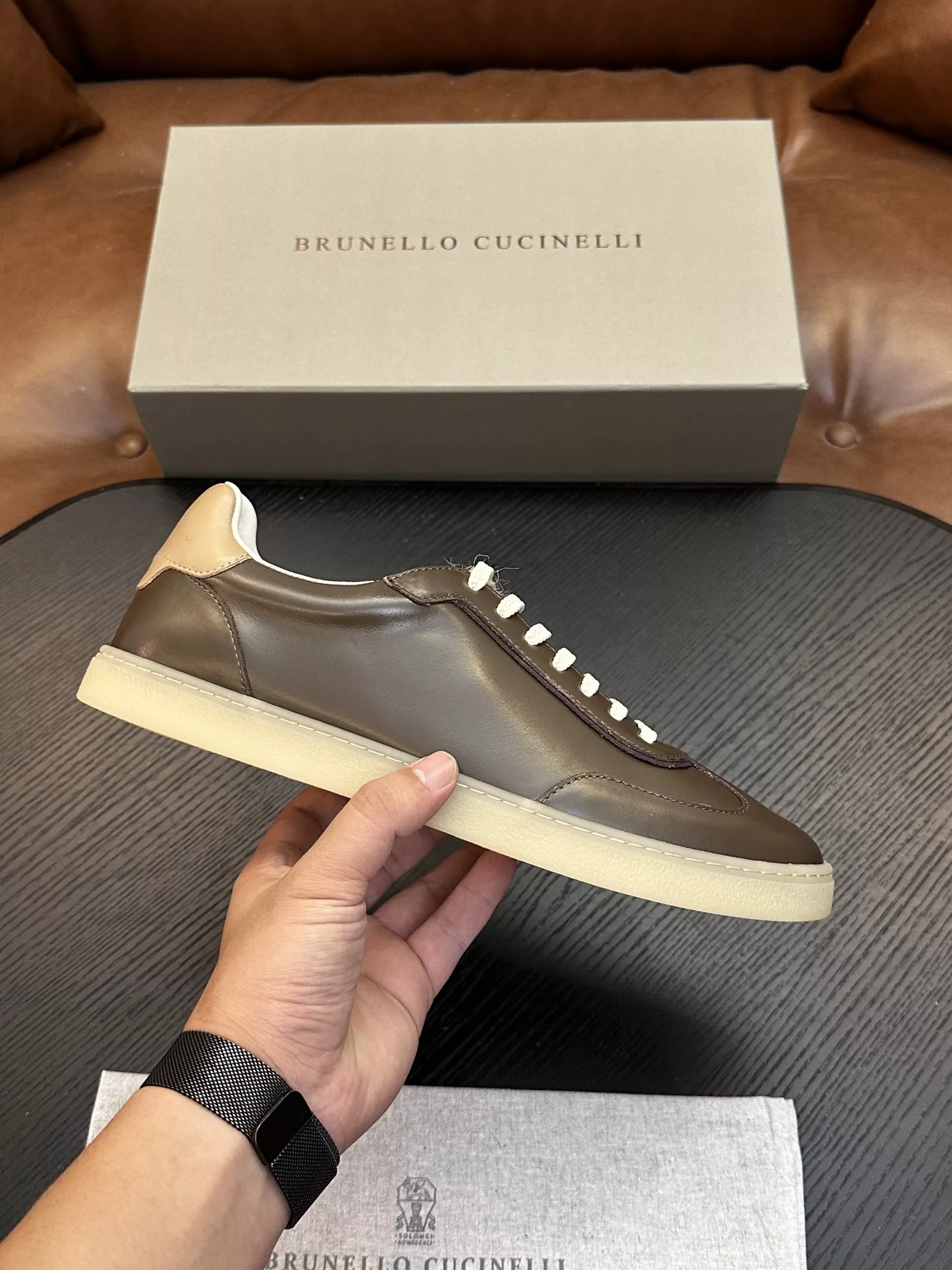 브루넬로쿠치넬리 남성 캐주얼 스웨이드 스니커즈 상세 이미지 1