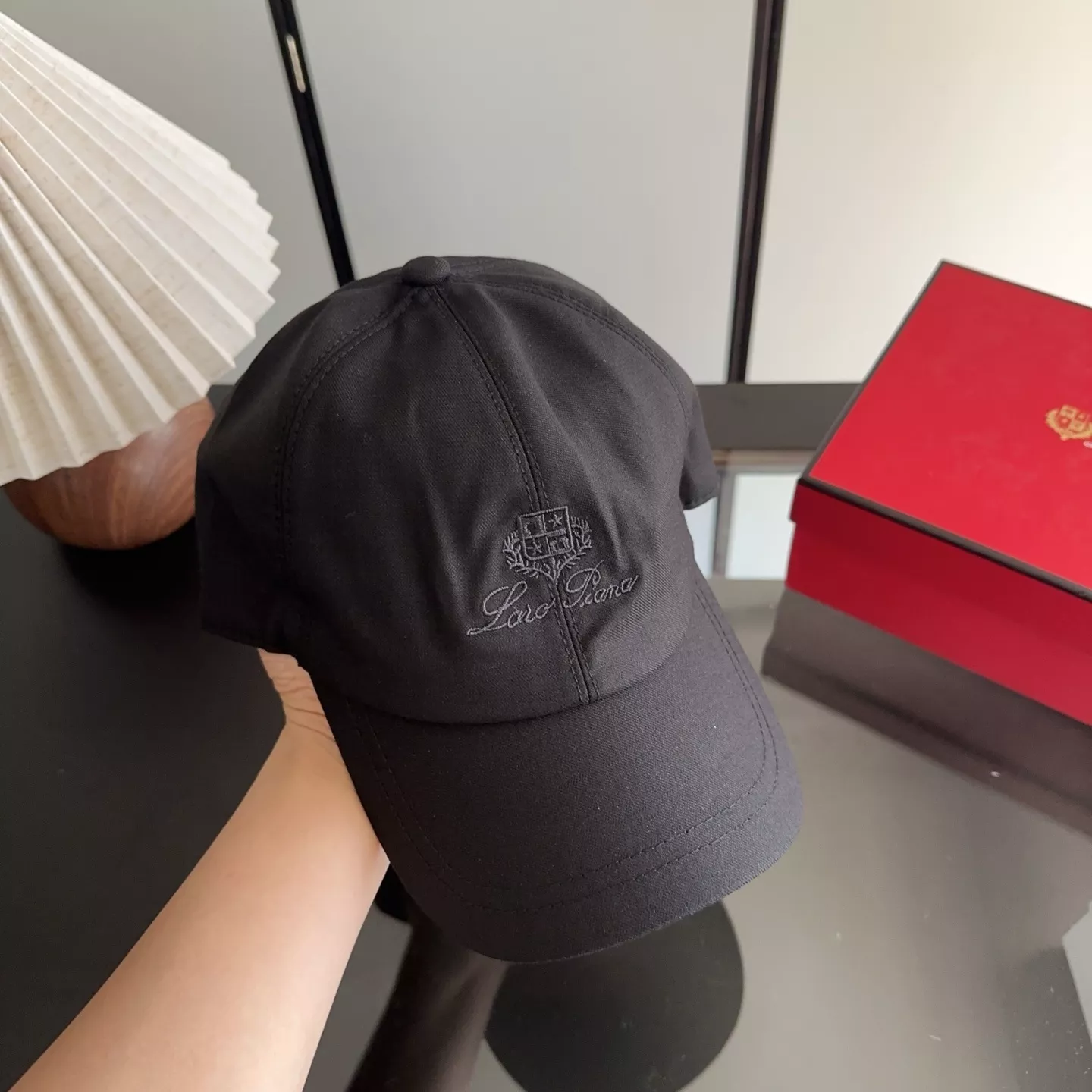 로로피아나 로고 포인트 베이스볼 캡 상세 이미지 7
