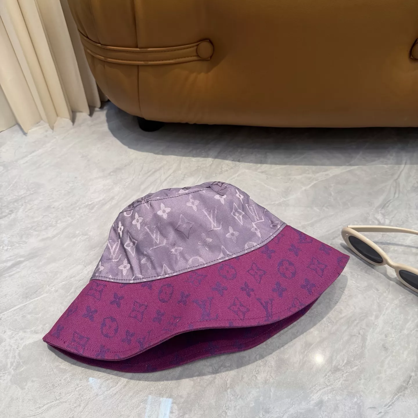 루이비통 배색 포인트 클래식 모자 상세 이미지 9