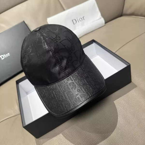 디올 오블리크 패턴 레더 배색 모자