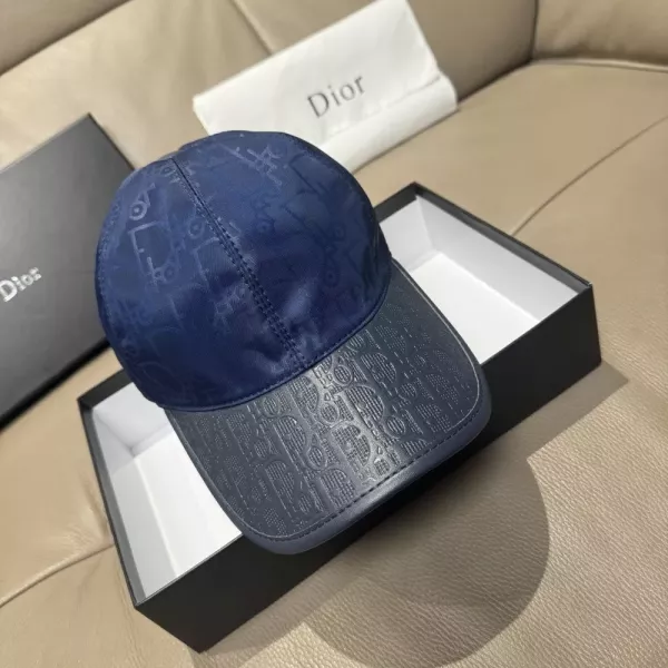 디올 올오버 모노그램 배색 캡