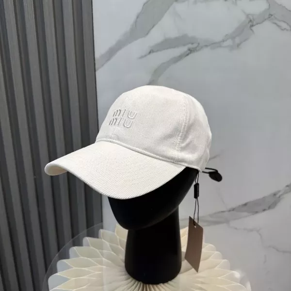 미우미우 코듀로이 자수 로고 캡