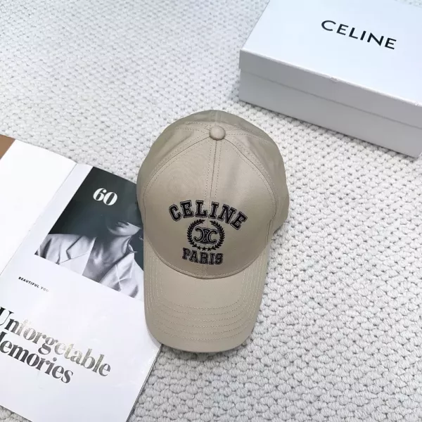 셀린느 심플 로고 레터링 캡