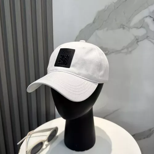 로에베 클래식 로고 포인트 캡