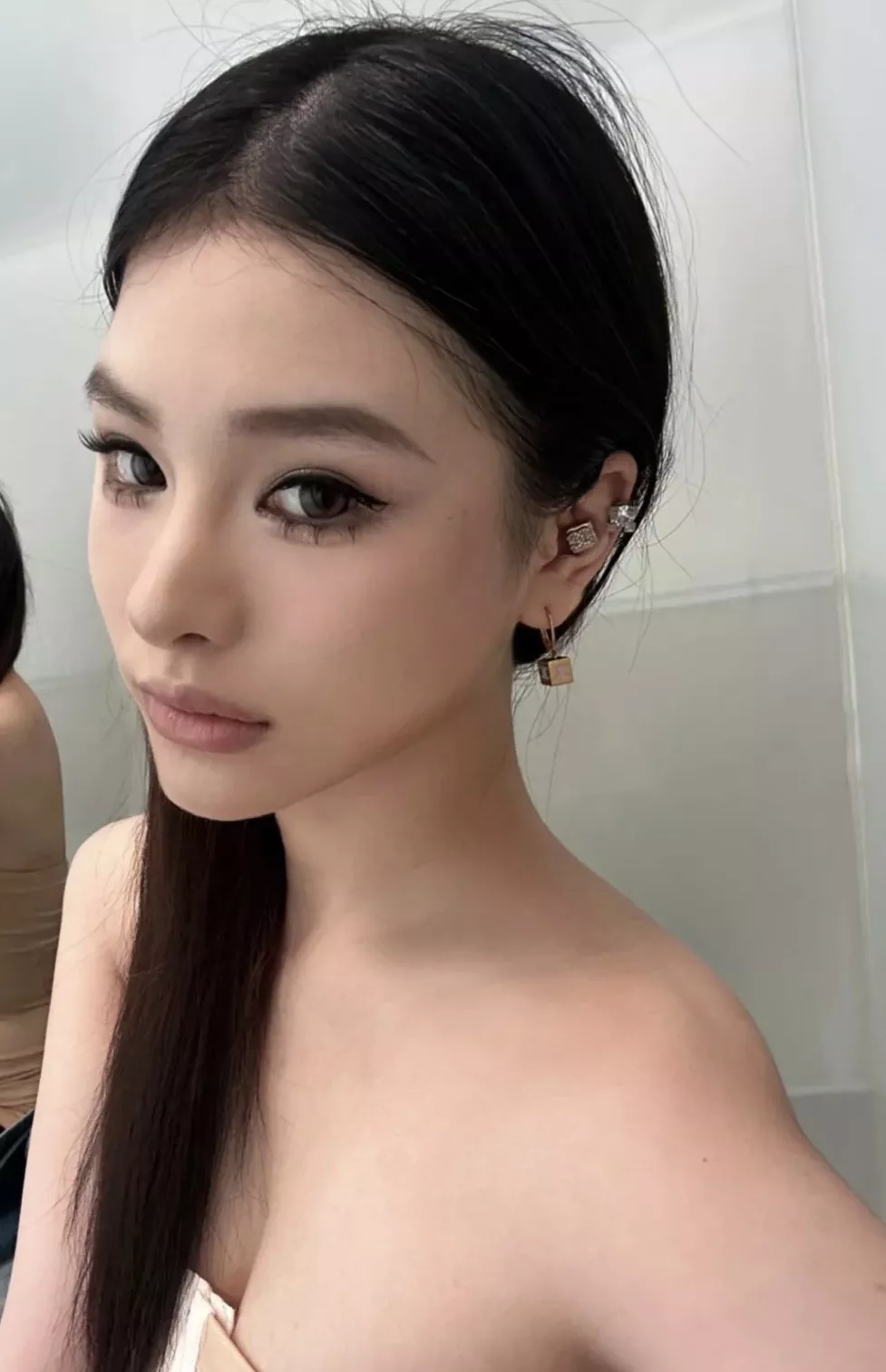 샤넬 미니 스퀘어 이어 스터드 상세 이미지 12