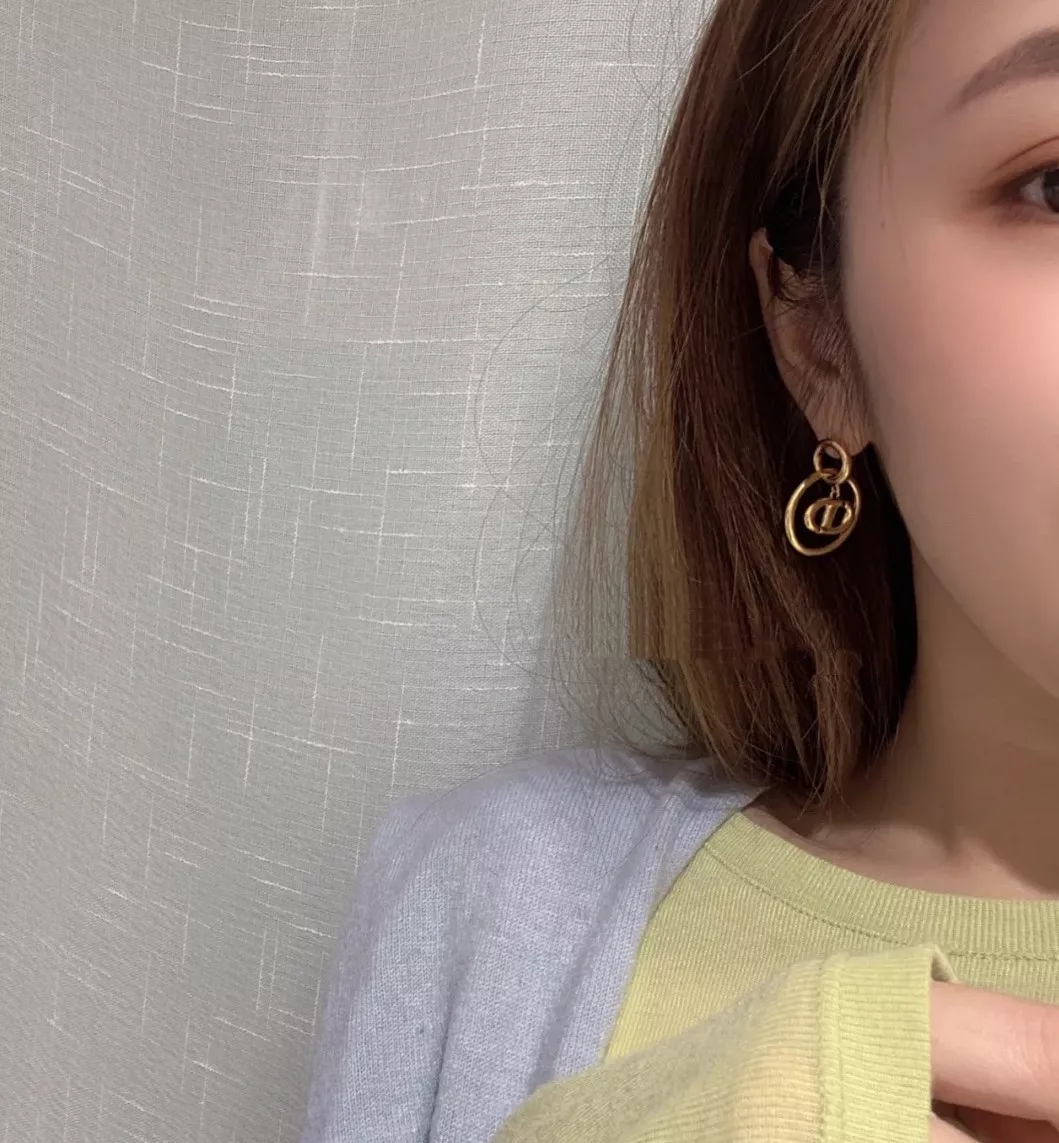 디올 CD 레터링 더블 링 이어링 상세 이미지 15