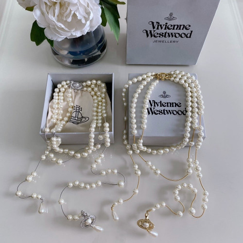 비비안웨스트우드 진주 장식 오브 롱 체인 액세서리