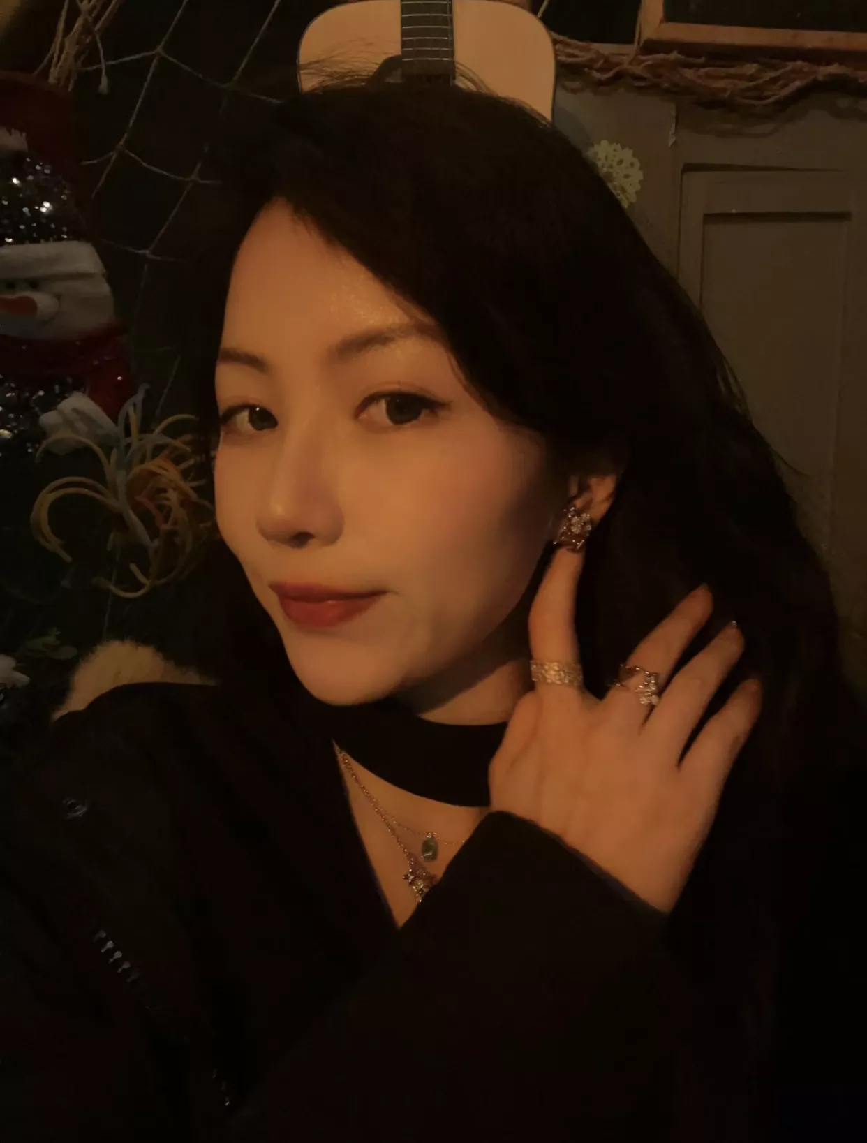루이비통 플라워 진주 포인트 이어 액세서리 상세 이미지 19