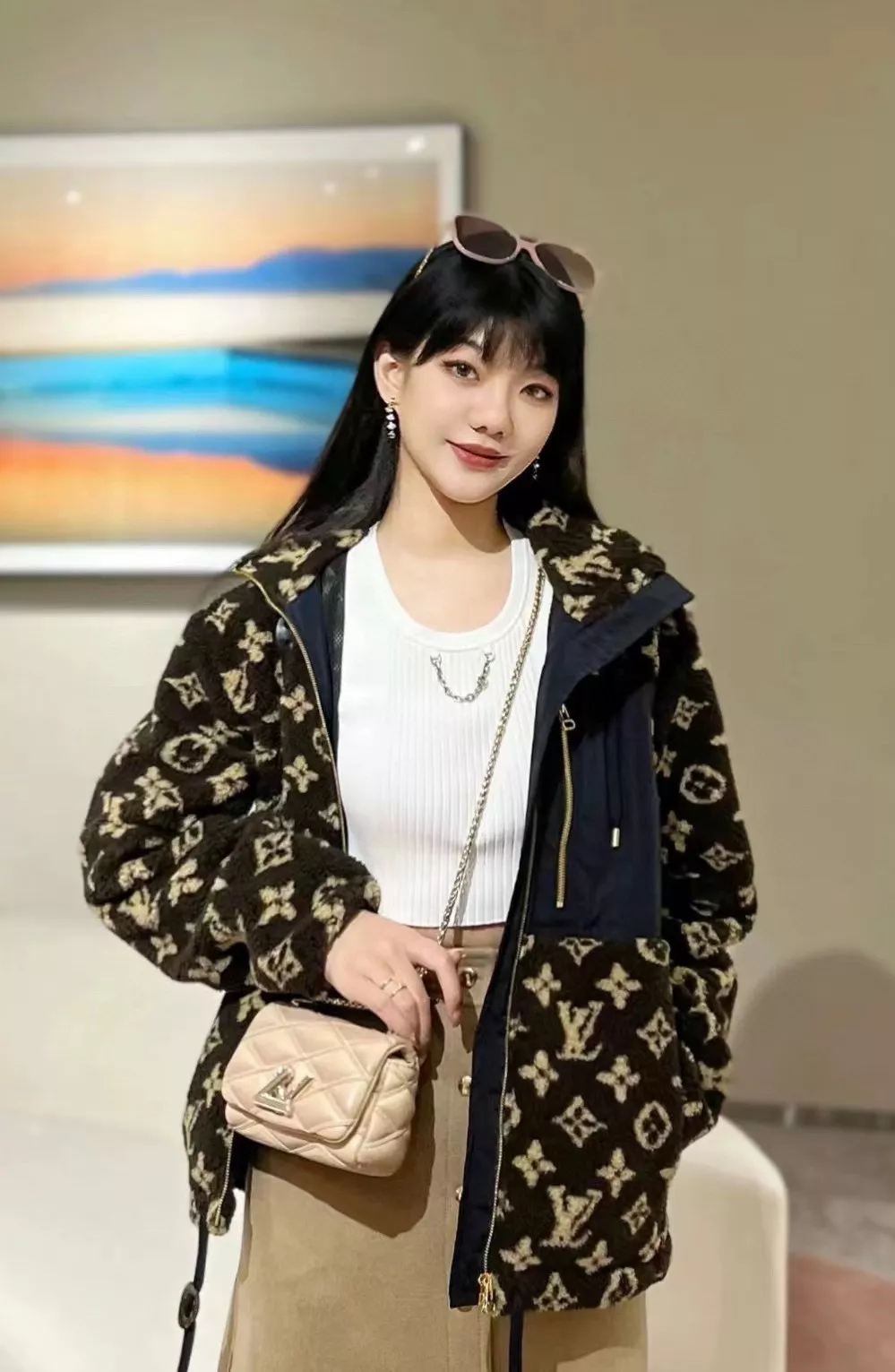 루이비통 핑크 크리스탈 태슬 이어링 상세 이미지 11