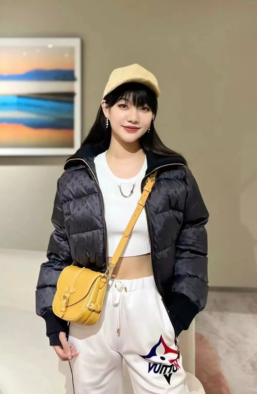 루이비통 핑크 크리스탈 태슬 이어링 상세 이미지 14