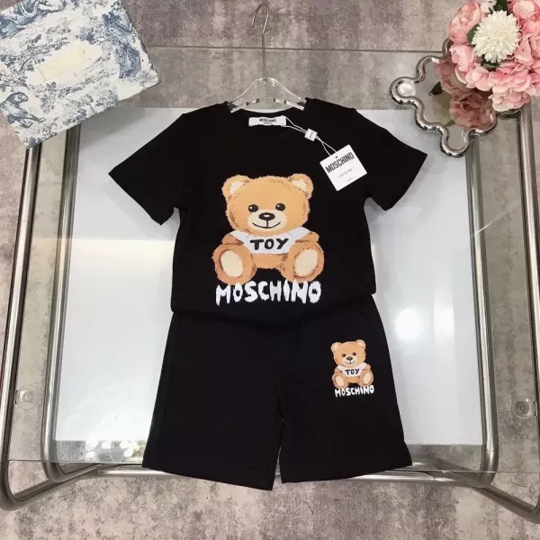 모스키노 베어 프린팅 반소매 상하의
