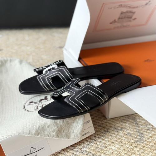 에르메스 오란 H 컷아웃 오픈토 슬리퍼