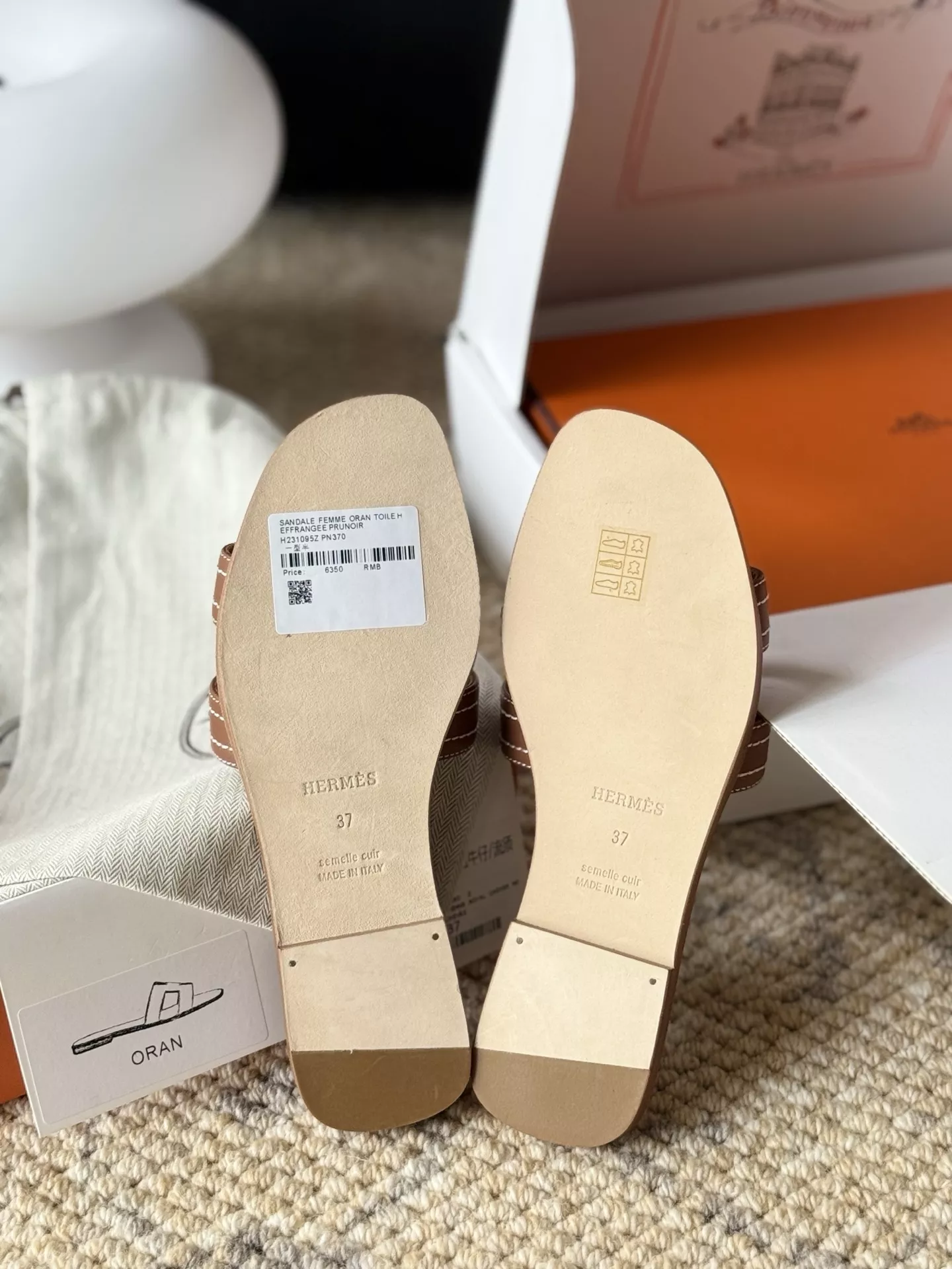 에르메스 H 컷아웃 오란 오픈토 슬리퍼 상세 이미지 8