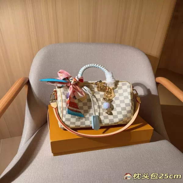 루이비통 화이트 다미에 스피디 스타일 핸드백