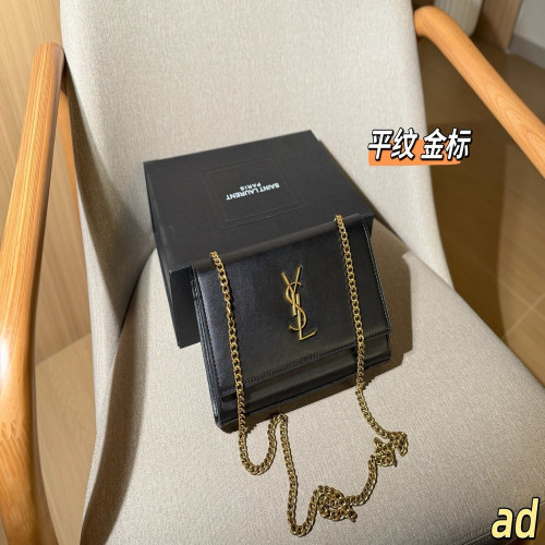 입생로랑 체인 스트랩 엔벨로프 백